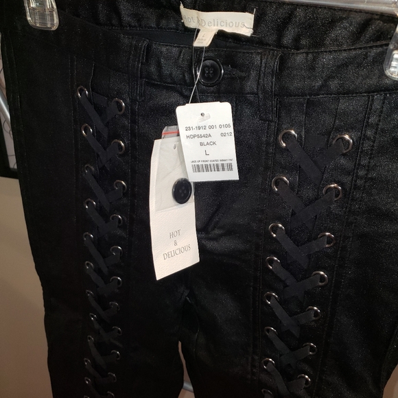*NEW* Mendocino Hot & Delicious Black Lace-up Pants🖤 - Picture 5 of 5